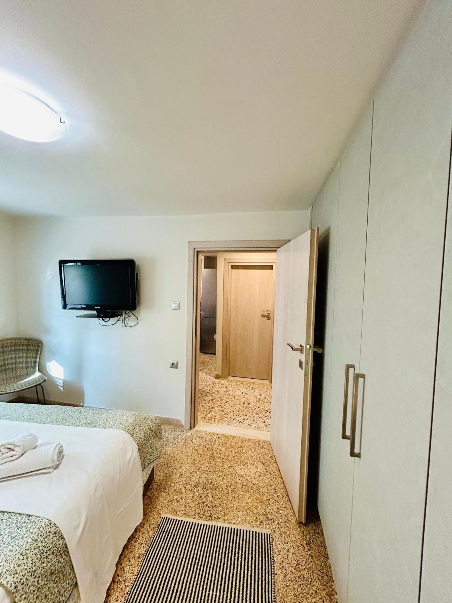Marina'S Seacret Apartment Corinth Εξωτερικό φωτογραφία